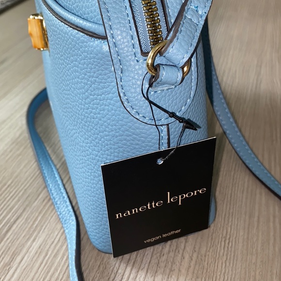 🩵NEW🩵 Nanette Lepore crossbody with bamboo turnlock - Picture 2 of 16